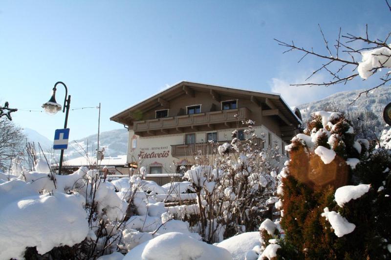 Hotel Edelweiss Fuegen Exterior photo